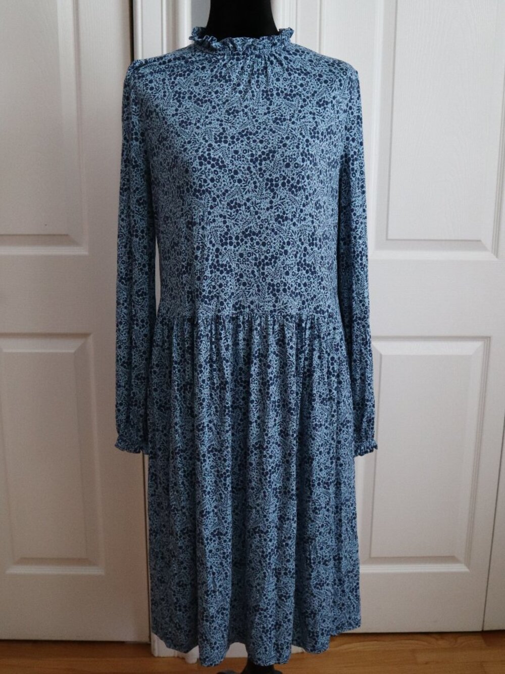 Boden Clara Blue Ditsy Floral Jersey Prairie Dress Sz 12L Knee Length Cottage
